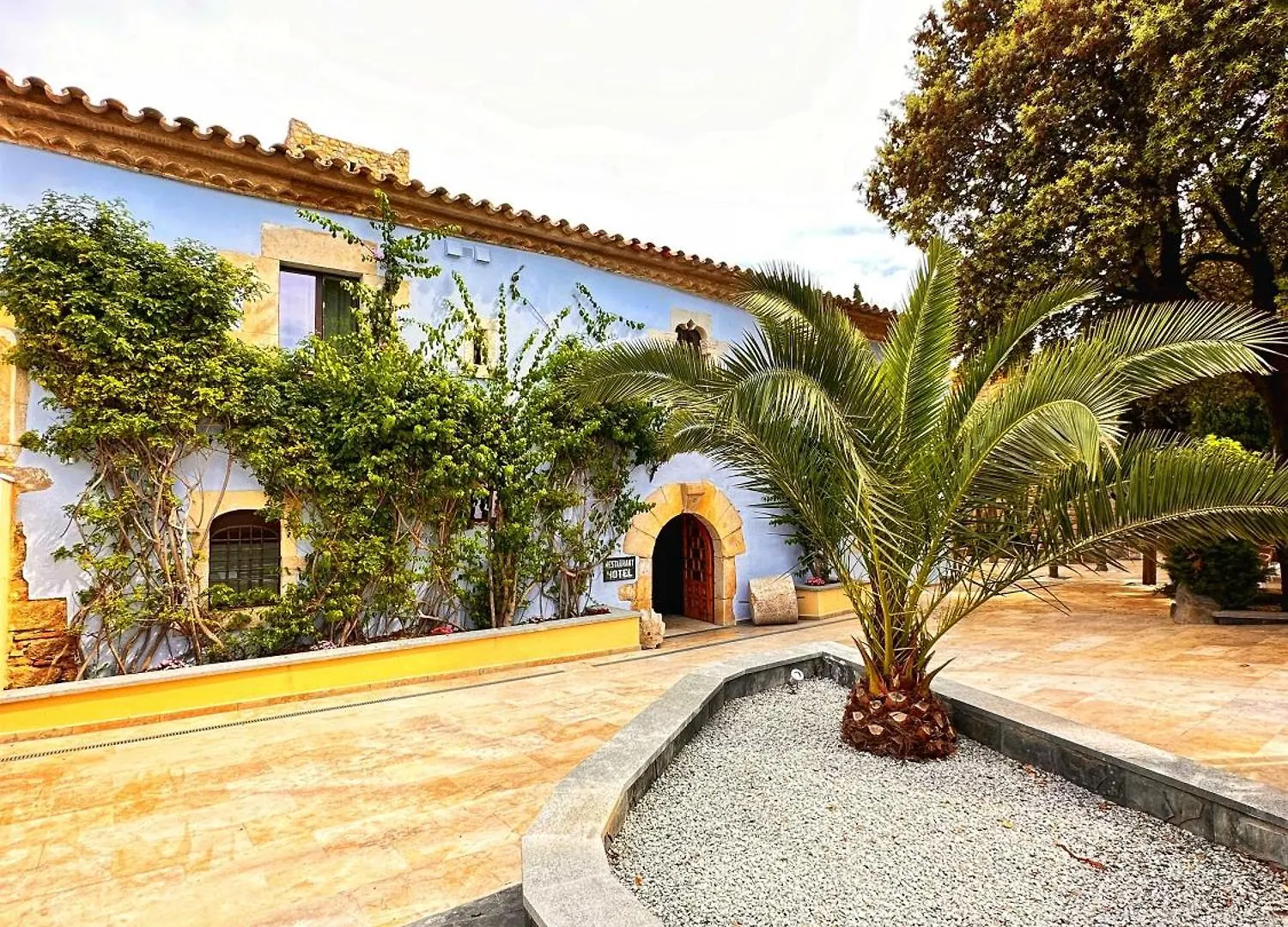 Boutique Hotel Comtal Empuries Rosas 4*,  España